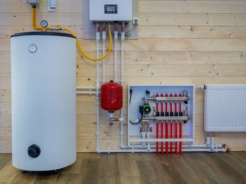 Tips From Your Favourite Calgary Plumbers on Hot Water Tank Repair