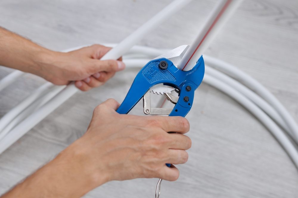 How Do Calgary Plumbers Manage Poly B Pipe Replacements?